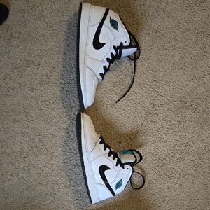 Size 4Y Boys NIKE Jordan